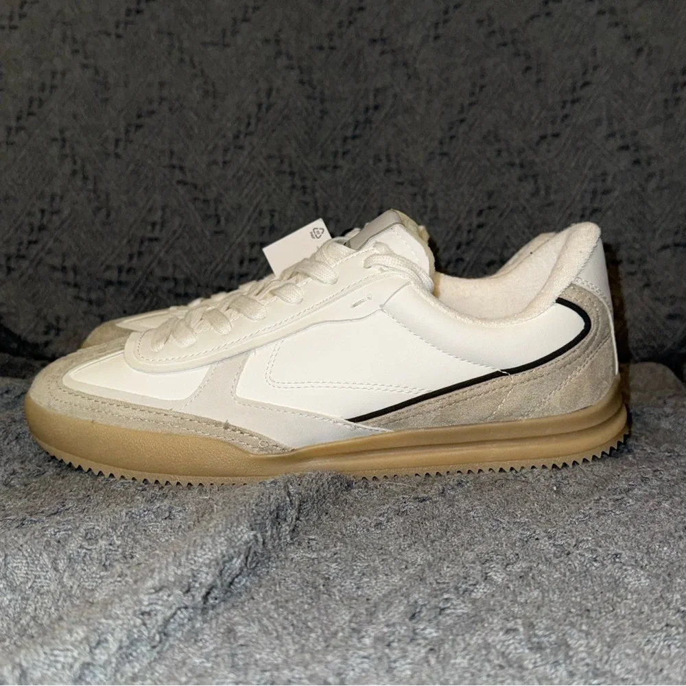 ZARA Men’s Retro-Style Sneakers (multicolor)